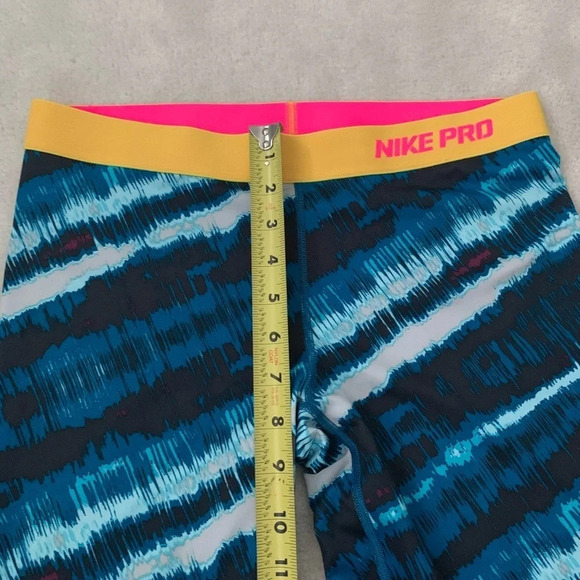Nike PRO Dri -Fit - Fitted capris, L - Picture 6 of 14